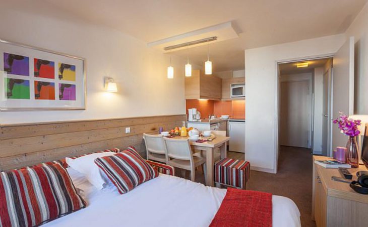 Les Gemeaux, La Plagne, Double Bedroom 2